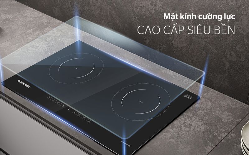 Bề mặt kính cao cấp chống trầy xước, giữ cho bếp luôn sáng bóng và bền bỉ theo thời gian Bề mặt kính cao cấp chống trầy xước, giữ cho bếp luôn sáng bóng và bền bỉ theo thời gian