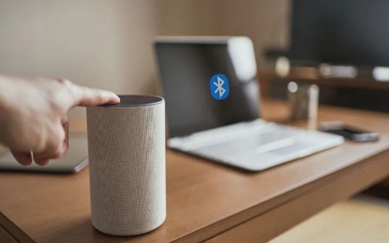 Vật cản giữa loa và laptop có thể là tác nhân làm gián đoạn kết nối Bluetooth