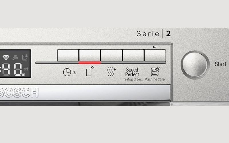 Bảng điều khiển Bosch Serie 2 với các chương trình rửa linh hoạt, đáp ứng mọi nhu cầu làm sạch chén đĩa Bảng điều khiển Bosch Serie 2 với các chương trình rửa linh hoạt, đáp ứng mọi nhu cầu làm sạch chén đĩa