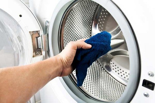 Vệ sinh máy giặt Electrolux cửa ngang 