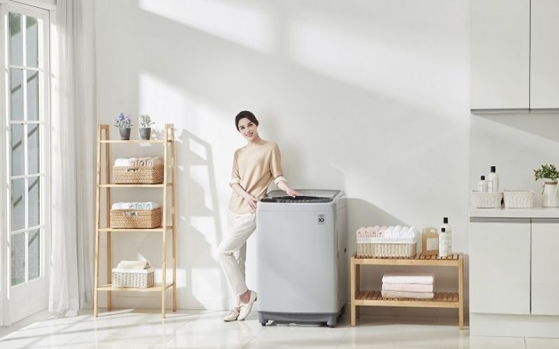 Đảm bảo vị trí lắp đặt máy giặt có đủ lưu thông không khí để hạn chế độ ẩm tích tụ Đảm bảo vị trí lắp đặt máy giặt có đủ lưu thông không khí để hạn chế độ ẩm tích tụ