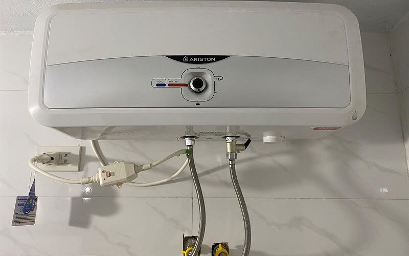 Dây điện giúp bình nóng lạnh Ariston hoạt động ổn định và ngăn ngừa các sự cố về điện     Dây điện giúp bình nóng lạnh Ariston hoạt động ổn định và ngăn ngừa các sự cố về điện