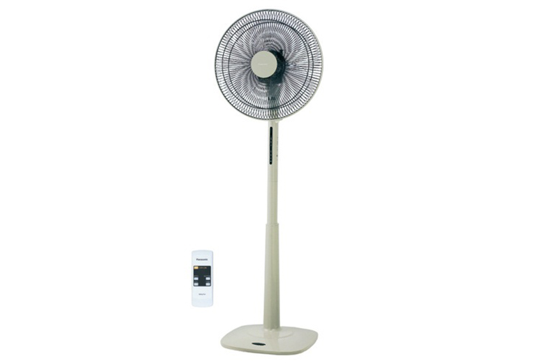 Quat cây Panasonic F-409KBE quạt điều khiển từ xa