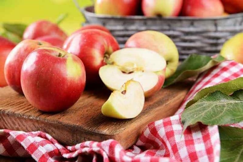 Có bao nhiêu calo trong một quả táo