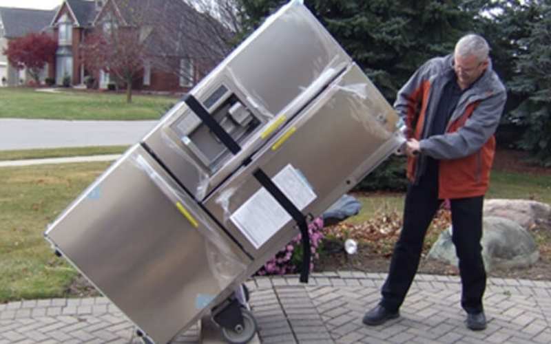 Dầu bôi trơn trong máy nén cần thời gian ổn định lại sau khi tủ lạnh được di chuyển Dầu bôi trơn trong máy nén cần thời gian ổn định lại sau khi tủ lạnh được di chuyển