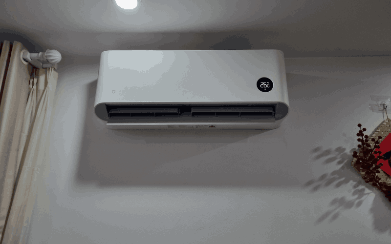 Xiaomi Mijia 1.5HP KFR-35GW/R1X1 được thiết kế tinh tế phù hợp với không gian sống hiện đại. Xiaomi Mijia 1.5HP KFR-35GW/R1X1 được thiết kế tinh tế phù hợp với không gian sống hiện đ���i.