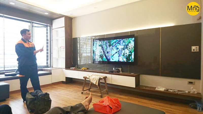 Đội ngũ nhân viên lắp đặt Mạnh Nguyễn
