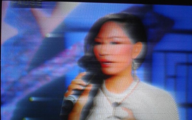 Màn hình mờ khiến trải nghiệm xem tivi không còn sắc nét Màn hình mờ khiến trải nghiệm xem tivi không còn sắc nét