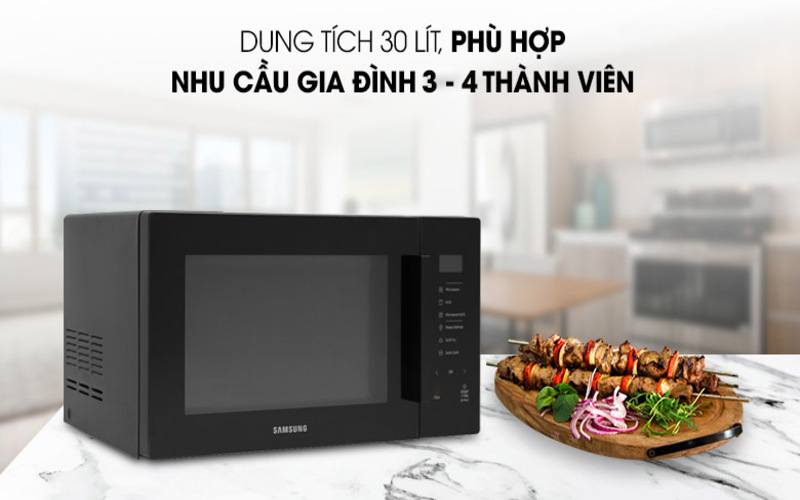 Dung tích lớn 30 lít sử dụng phù hợp cho gia đình đông người Dung tích lớn 30 lít sử dụng phù hợp cho gia đình đông người