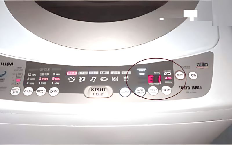 Màn hình hiển thị lỗi E1 máy giặt Toshiba, dấu hiệu cho thấy hệ thống thoát nước đang gặp vấn đề Màn hình hiển thị lỗi E1 máy giặt Toshiba, dấu hiệu cho thấy hệ thống thoát nước đang gặp vấn đề