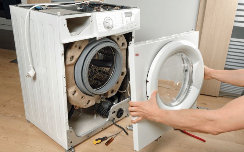 Trục trặc IC cấp nước trên bảng điều khiển cần được sửa chữa ngay