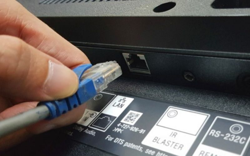 Hãy thử check xem đường truyền internet đang ở trạng thái nào