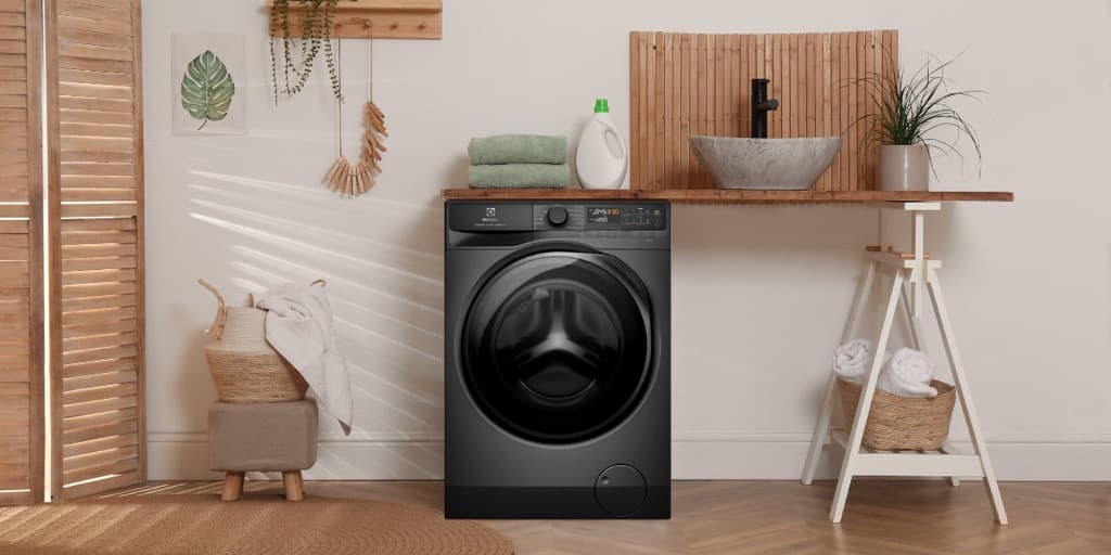 Máy Electrolux Inverter 11kg sấy 7kg hỗ trợ giặt sạch chăn lớn mà vẫn vận hành êm ái Máy Electrolux Inverter 11kg sấy 7kg hỗ trợ giặt sạch chăn lớn mà vẫn vận hành êm ái