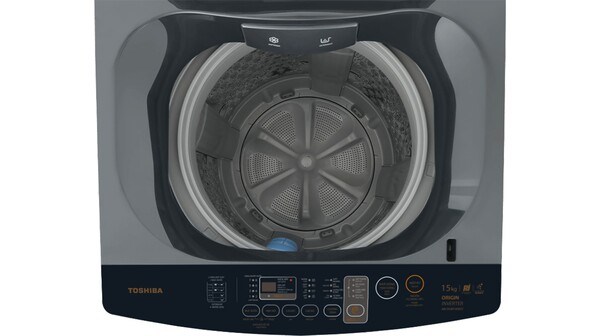 Khối lượng giặt cực lớn 15kg phù hợp nhu cầu giặt giũ của gia đình đông người Khối lượng giặt cực lớn 15kg phù hợp nhu cầu giặt giũ của gia đình đông người