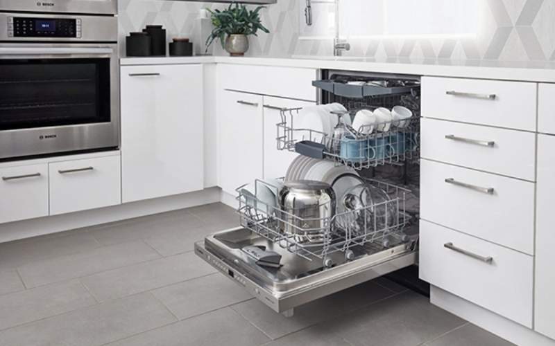 Máy rửa chén hoàn toàn có thể rửa được nồi xoong với các kích thước khác nhau Máy rửa chén hoàn toàn có thể rửa được nồi xoong với các kích thước khác nhau