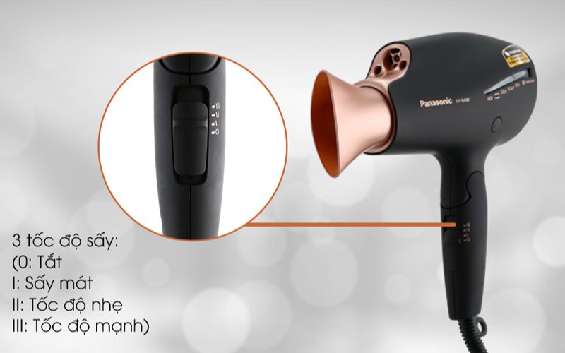 Công suất mạnh mẽ, 3 chế độ gió giúp tóc được sấy khô nhanh chóng Công suất mạnh mẽ, 3 chế độ gió giúp tóc được sấy khô nhanh chóng
