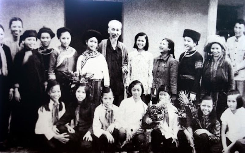 Ngày phụ nữ Việt Nam chính thức được công bố vào ngày 20/10/1930  Ngày phụ nữ Việt Nam chính thức được công bố vào ngày 20/10/1930