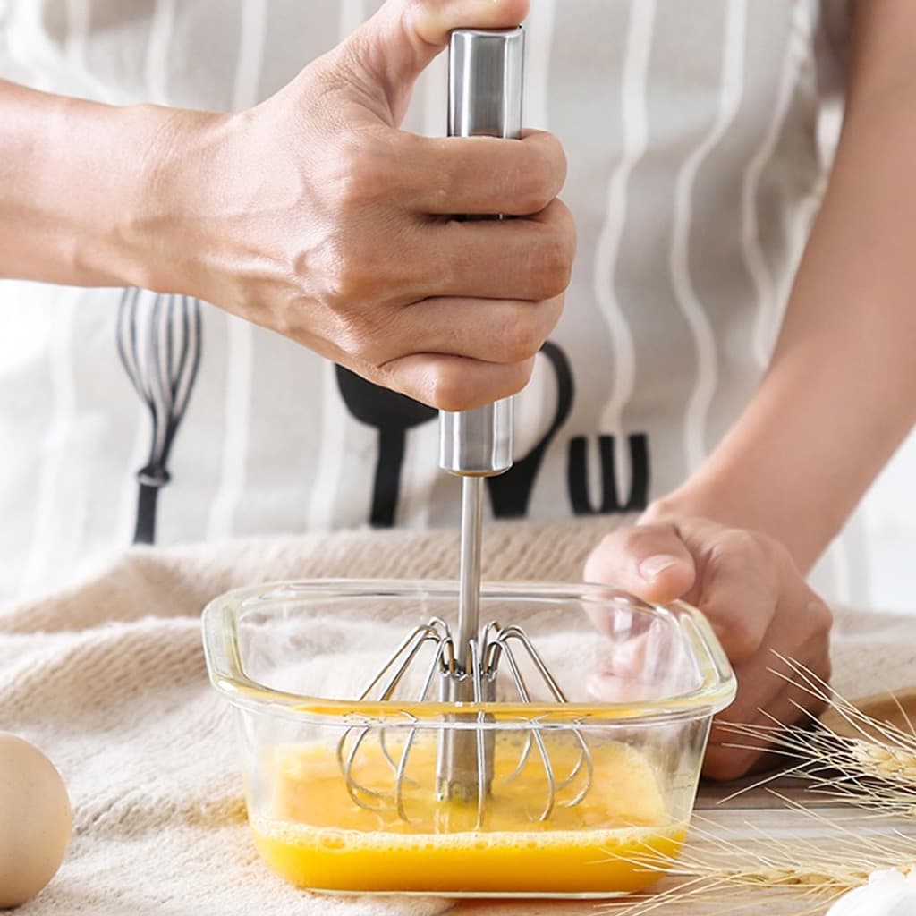 Dụng cụ đánh trứng