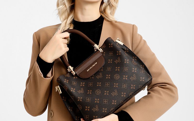 Túi xách cao cấp, món quà sang trọng và thời trang dành cho phái đẹp Túi xách cao cấp, món quà sang trọng và thời trang dành cho phái đẹp