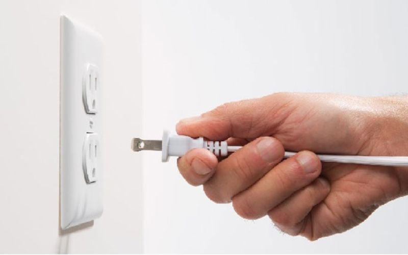 Kiểm tra nguồn điện, cắm phích chắc chắn, nếu hư hỏng cần sửa chữa Kiểm tra nguồn điện, cắm phích chắc chắn, nếu hư hỏng cần sửa chữa