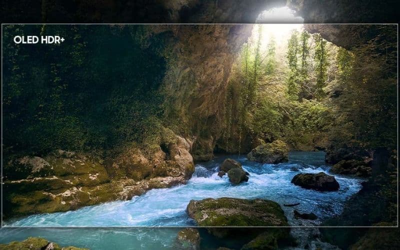 Màn hình OLED HDR+ hiển thị màu sắc phong phú, tăng cường độ tương phản và chi tiết Màn hình OLED HDR+ hiển thị màu sắc phong phú, tăng cường độ tương phản và chi tiết