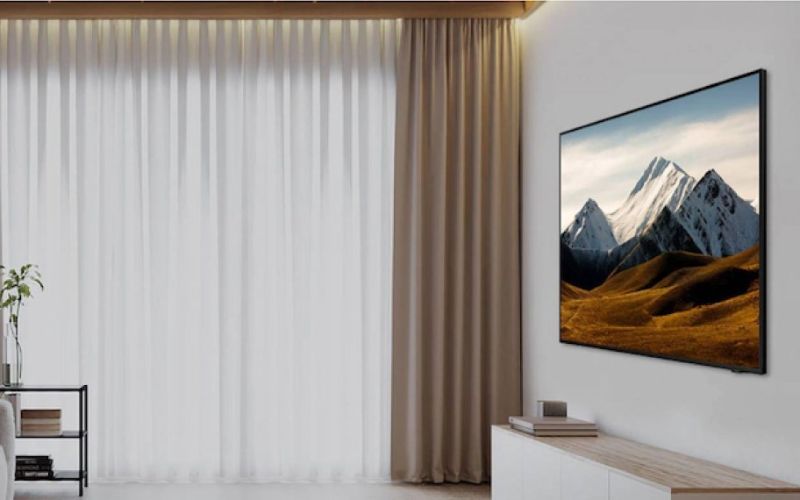 Samsung UA85DU8000 cung cấp màu sắc sống động và độ tương phản xuất sắc cho mọi khung hình Samsung UA85DU8000 cung cấp màu sắc sống động và độ tương phản xuất sắc cho mọi khung hình