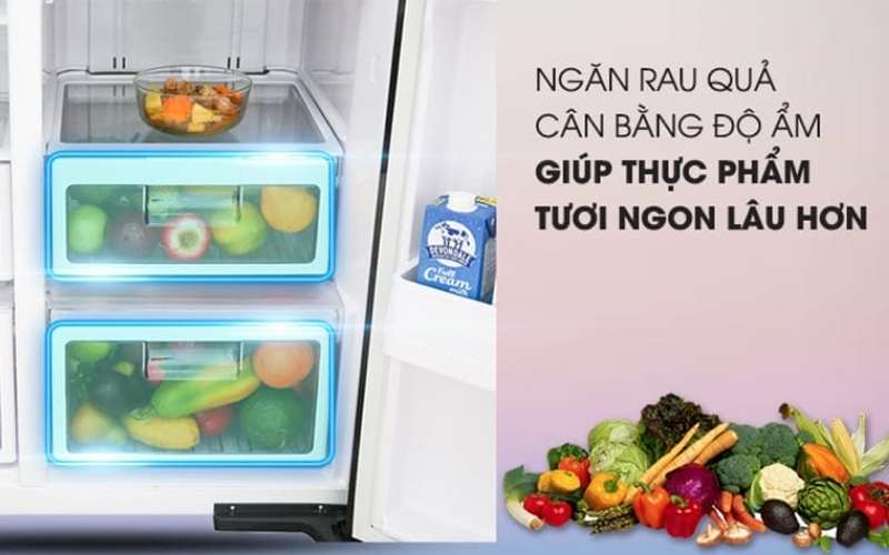 Tủ lạnh Hitachi 3 cánh có ngăn rau quả giữ ẩm cao giúp rau củ và trái cây tươi lâu hơn    