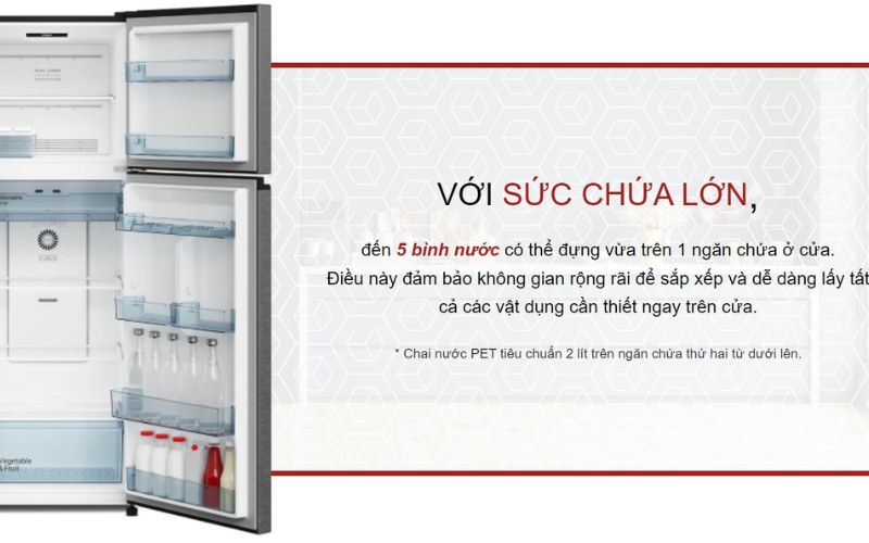 Thông Tin Chung Loại máy giặt Cửa trên - Lồng đứng Động Cơ Truyền động trực tiếp Công nghệ giặt - Công nghệ siêu bọt khí nano UFB giặt sạch mạnh mẽ - Công nghệ siêu sóng GreatWaves - Hệ thống 3 thác nước kết hợp 3 luồng nước - Lồng giặt ngôi sao pha lê Khối lượng giặt 17 kg Công nghệ Inverter Origin Inverter Tính Năng Sản Phẩm Lồng Giặt Thép không gỉ Chương trình giặt 8 chương trình giặt: - Giặt thường - Đồ Jeans - Chăn mền - Đồ dày - Giặt nhanh - Đồ mỏng - Ghi nhớ chương trình - Vệ sinh lồng giặt Khóa trẻ em Có Bảng điều khiển Nút nhấn Ngôn Ngữ Song ngữ Anh - Việt Chọn mức nước Lựa chọn 8 mức nước Hẹn Giờ Có Nắp máy Kính cường lực Hộc nước giặt Có Hộc nước xả Có Tính năng khác - Hẹn giờ giặt - Khóa trẻ em - Ngăn bột giặt, nước xả - Lựa chọn được 8 mực nước - Nắp máy trợ lực chống kẹt tay - Tự khởi động lại khi có điện Thông Số Kỹ Thuật Kích thước (R*S*C) Cao 102.5 cm - Rộng 64 cm - Sâu 67.7 cm Trọng lượng 54 kg Xuất Xứ & Bảo Hành Hãng sản xuất Toshiba (Thương hiệu: Nhật Bản) Sản xuất tại Trung Quốc Bảo hành 24 tháng. Nếu dùng cho hoạt động kinh doanh (nhà máy, khách sạn, giặt ủi...) được bảo hành 9 tháng Năm ra mắt 2024