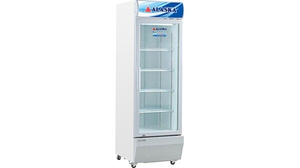 Chiếc tủ mát đứng nhỏ gọn, sang trọng hài hòa với mọi không gian