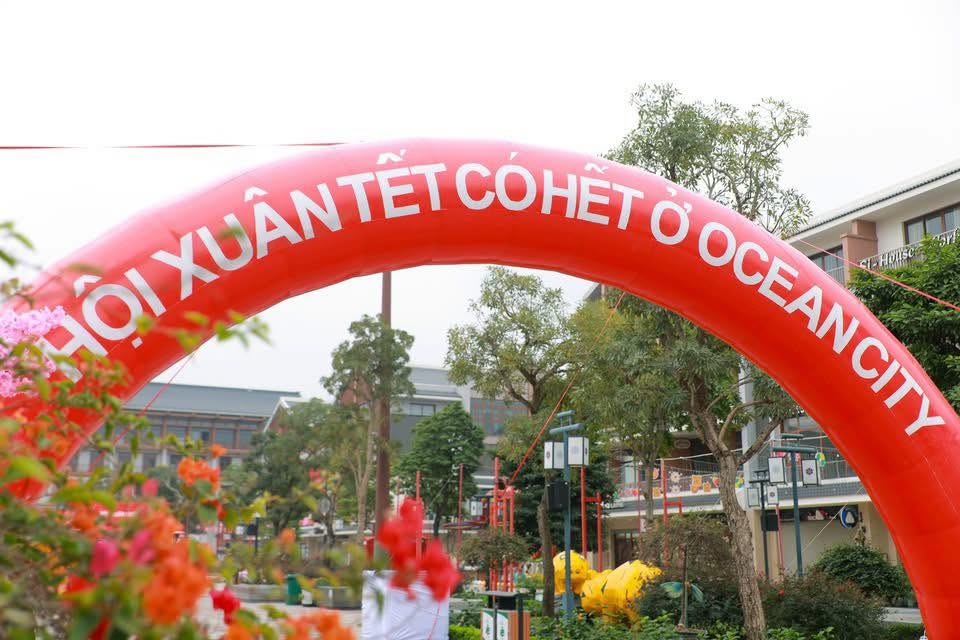 HỘI XUÂN “TẾT CÓ HẾT” TẠI OCEAN CITY ĐÃ DIỄN RA RỰC RỠ