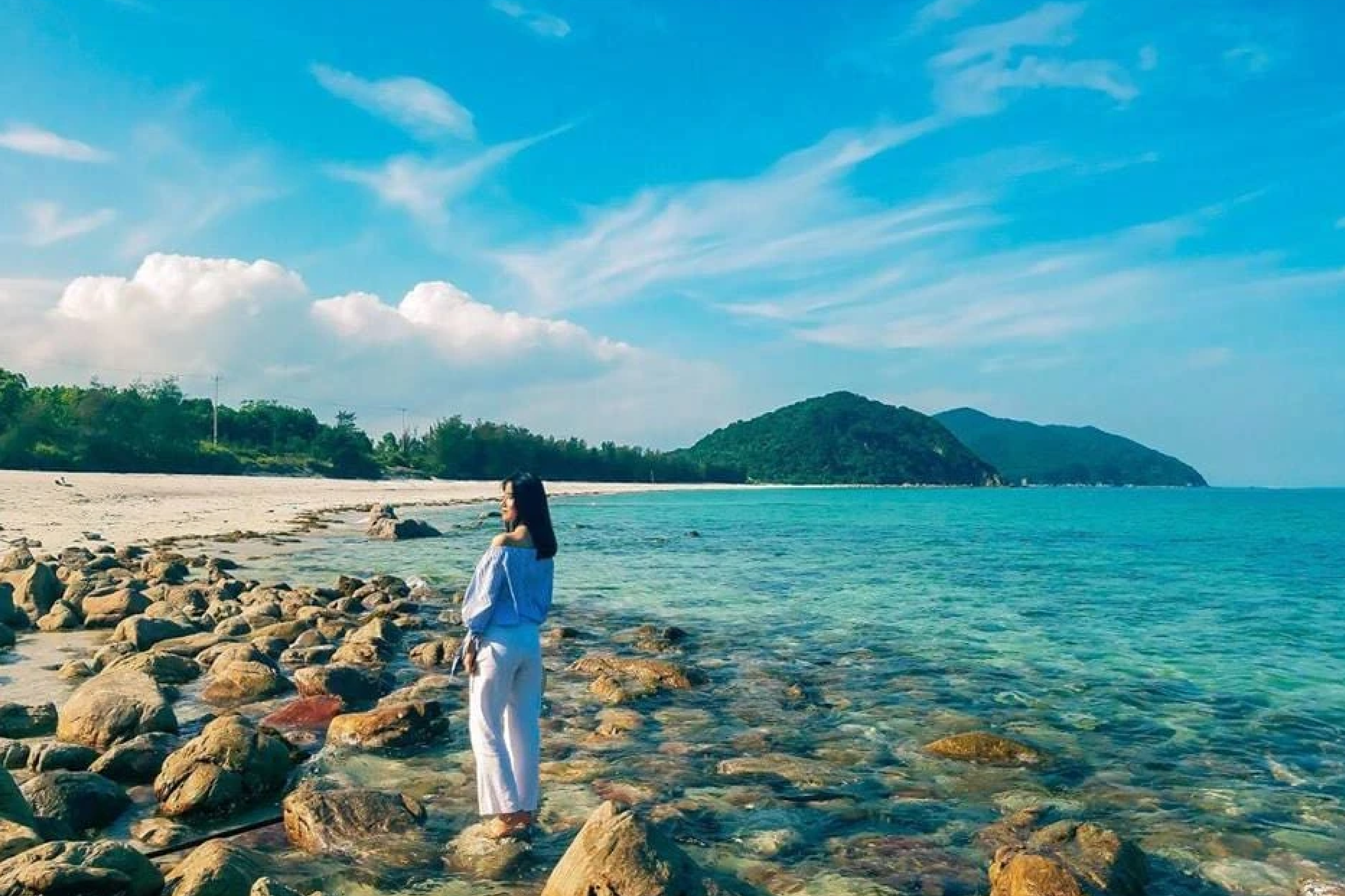 HÒN ĐẢO QUAN LẠN ( 2N1D )