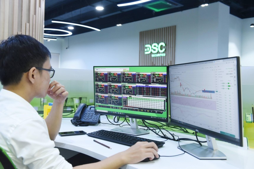 Chứng khoán DSC (DSC) bị phạt hơn 700 triệu đồng vì loạt vi phạm nghiêm trọng