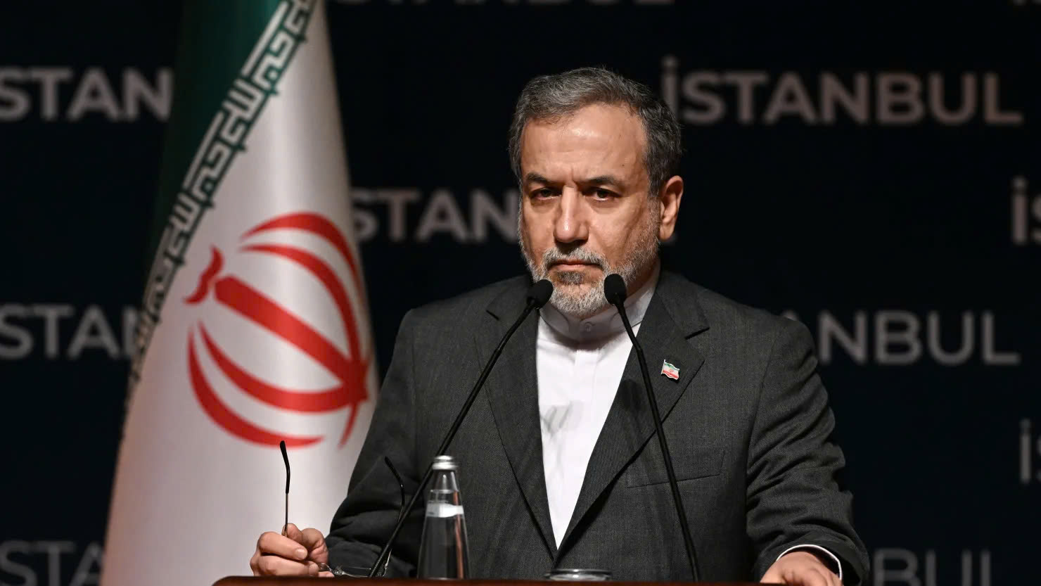 Ngoại trưởng Iran bác bỏ thỏa thuận ngừng bắn, tuyên bố chưa có quyết định chính thức về việc chấm dứt tấn công