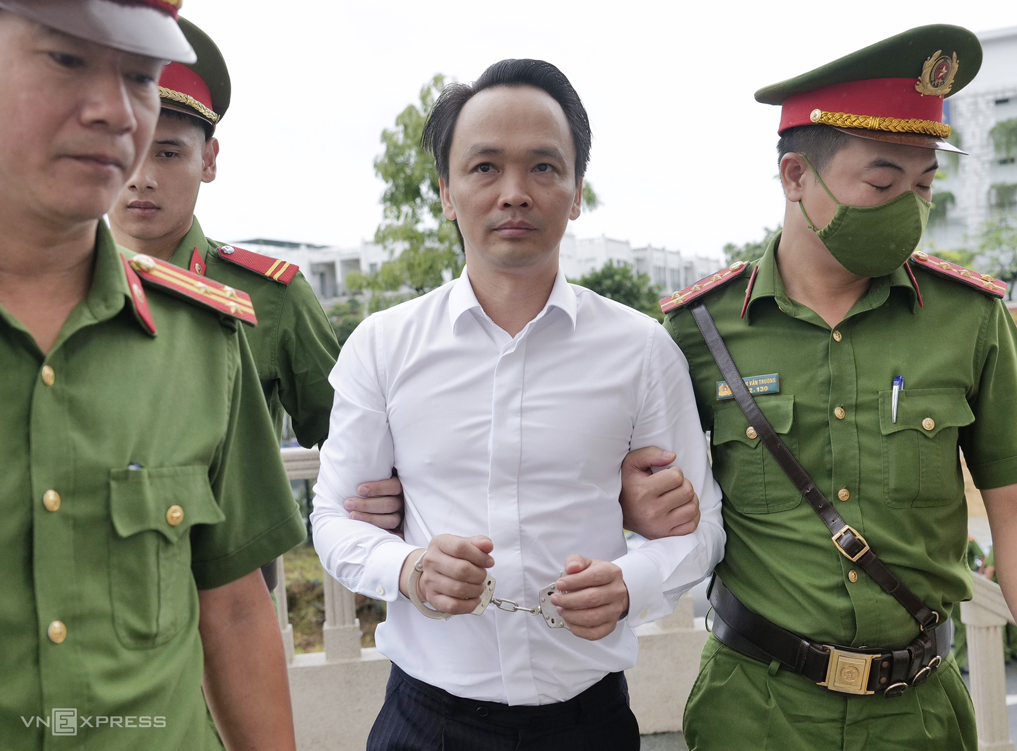 Thi hành án Hà Nội làm việc 