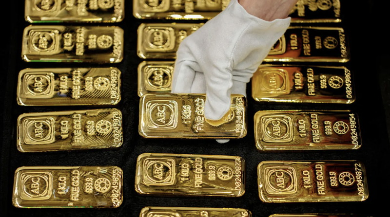 Giá vàng giằng co quanh mốc chủ chốt 3.400 USD/oz trong lúc chờ cuộc họp Fed