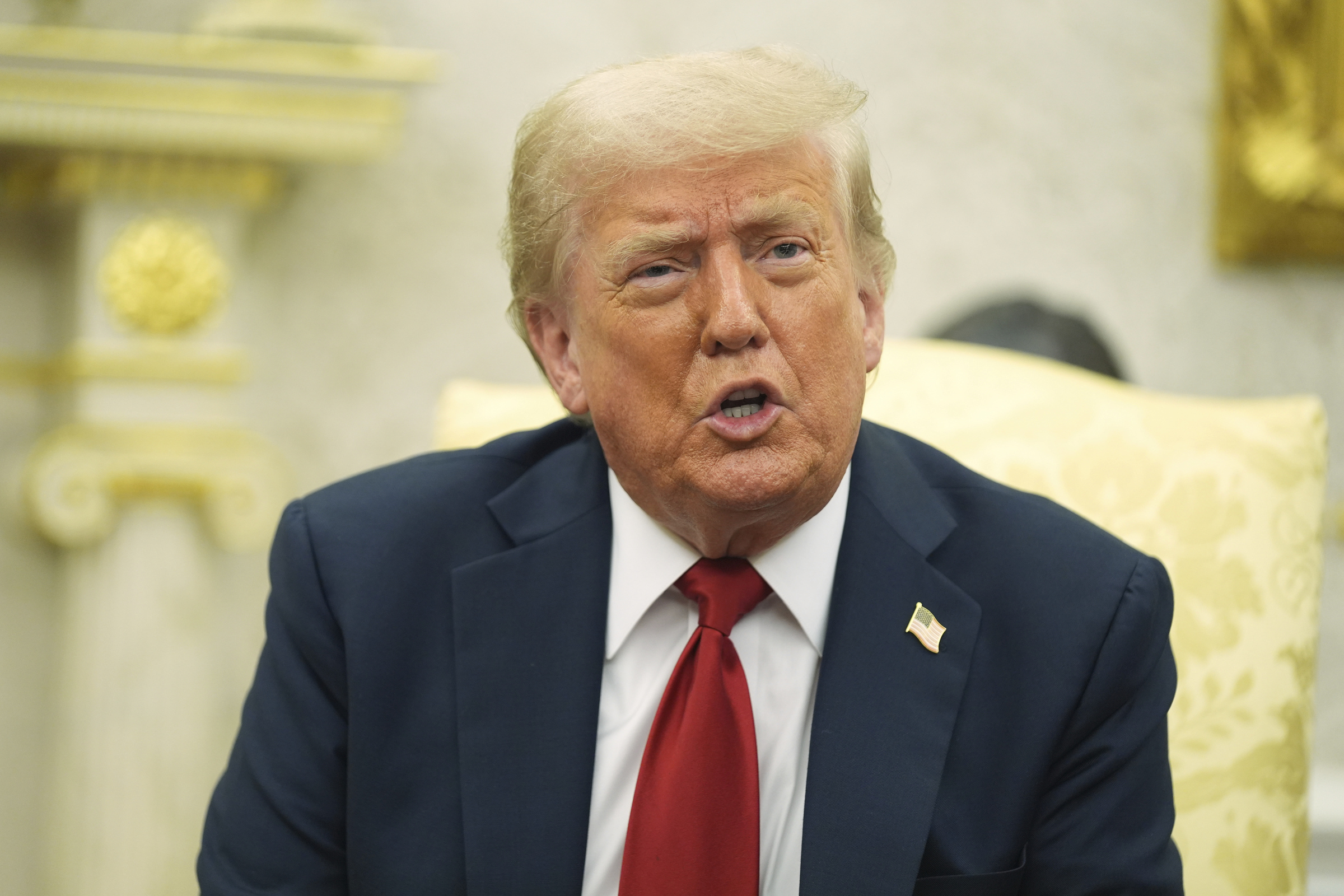 Ông Trump ký duyệt dự luật tiền số