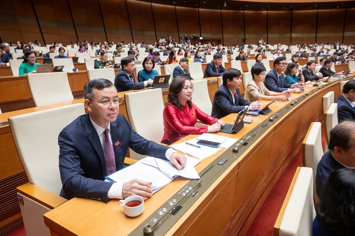 Quốc hội yêu cầu chuẩn bị đầy đủ các điều kiện để nâng hạng thị trường chứng khoán, sớm thí điểm thị trường tài sản mã hóa