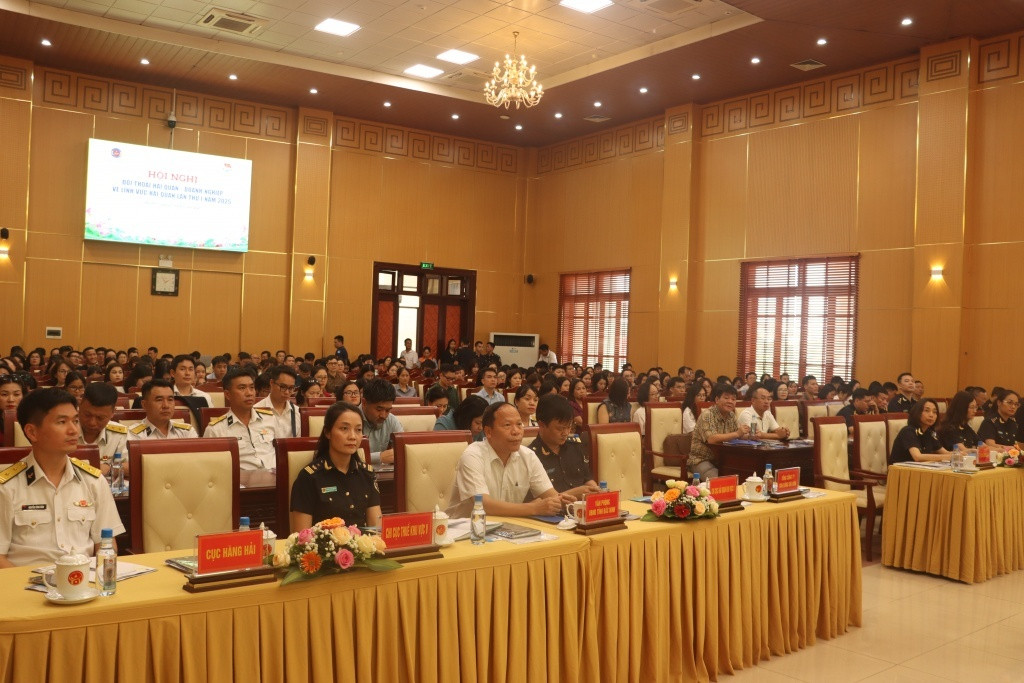 Đàm phán thuế quan với Mỹ bước vào giai đoạn nước rút, hơn 200 doanh nghiệp Việt tăng tốc gỡ rào cản thương mại