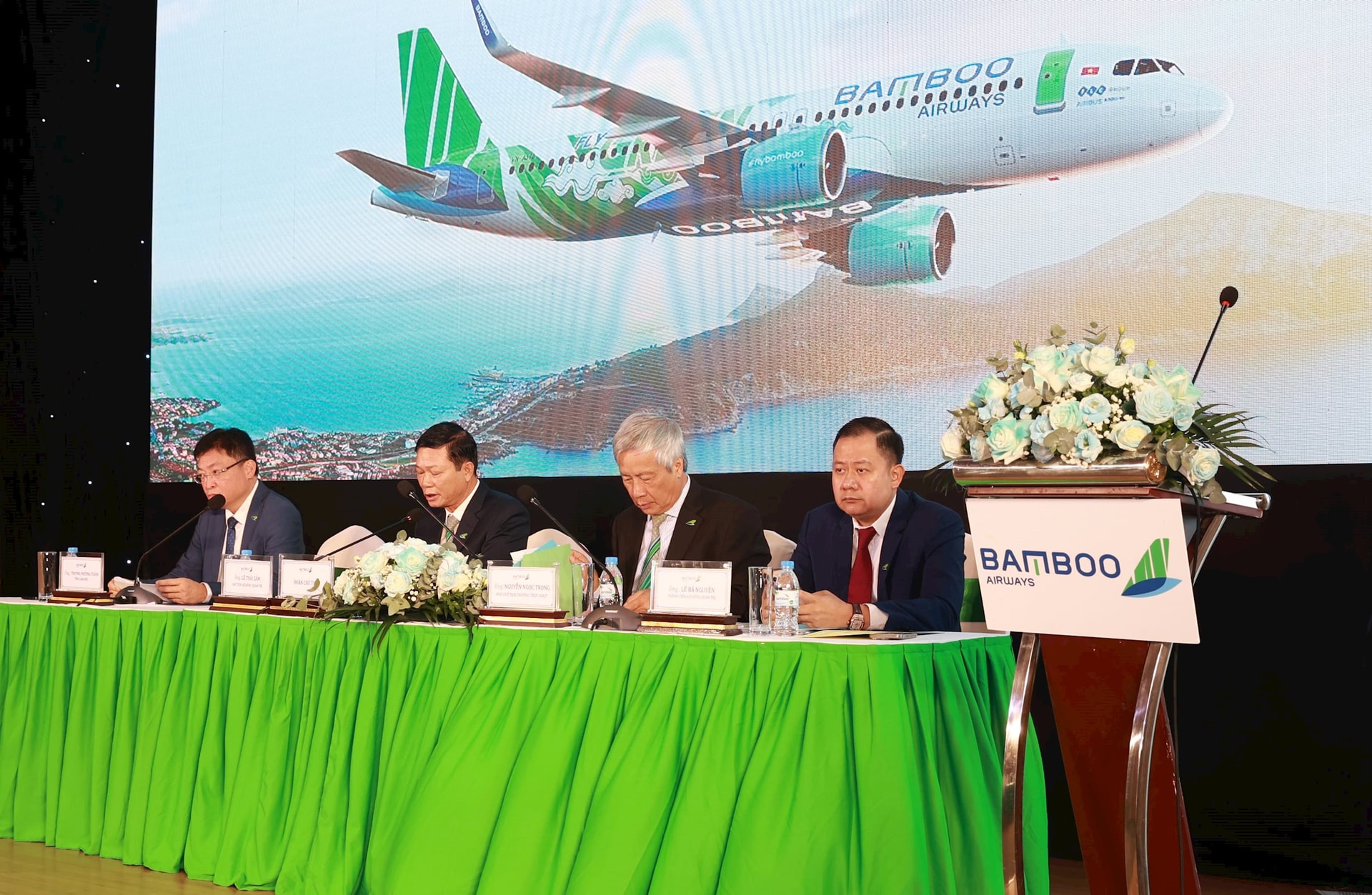 FLC quay lại sở hữu và điều hành Bamboo Airways, ra mắt ban lãnh đạo mới