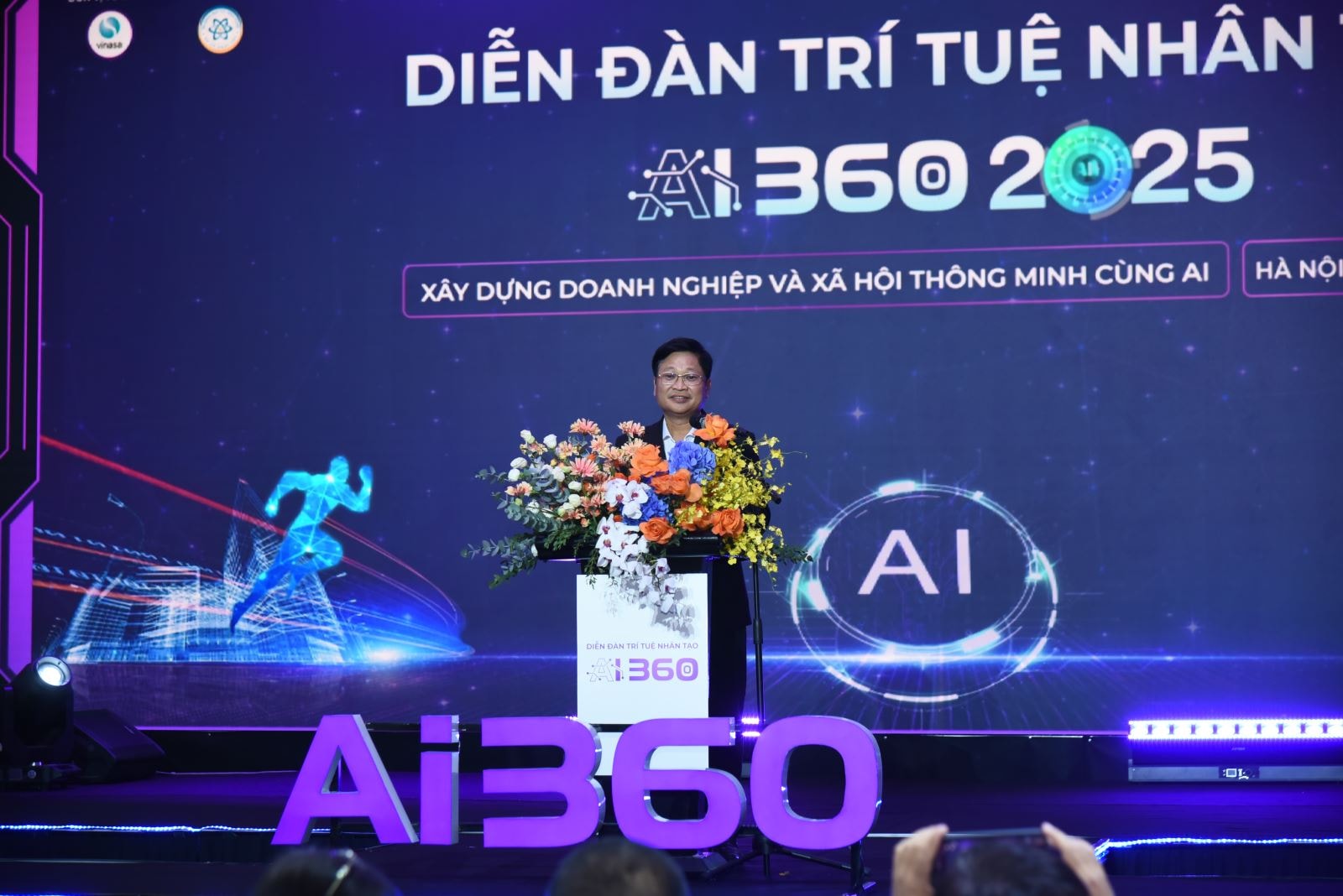 Chính phủ sẽ tăng chi tiêu công cho AI, FPT hướng tới phục vụ 50% người Việt và 300 triệu người dùng toàn cầu