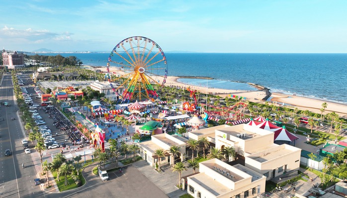 Vợ ông Bùi Thành Nhơn, Chủ tịch Novaland, bán ra 17,27 triệu cổ phiếu NVL