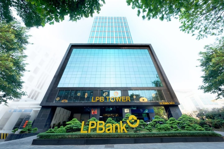 Chứng khoán LPBank vi phạm hàng loạt, bị xử phạt gần 900 triệu đồng