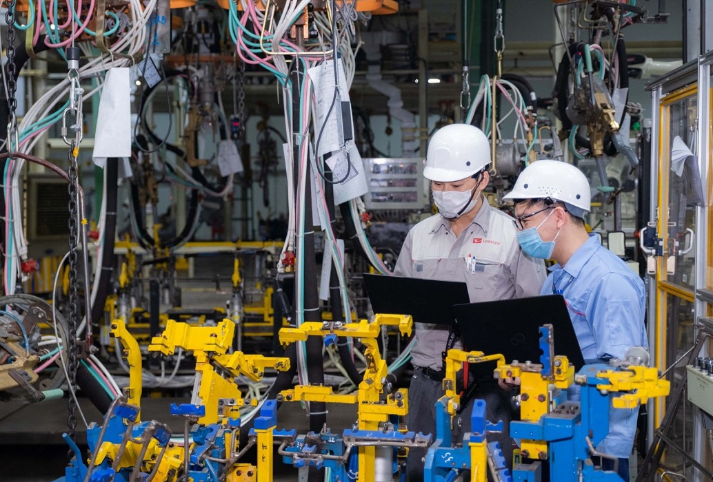 PMI vượt trên 52 điểm, ngành sản xuất Việt Nam tăng trưởng bất chấp tác động thuế quan của Mỹ