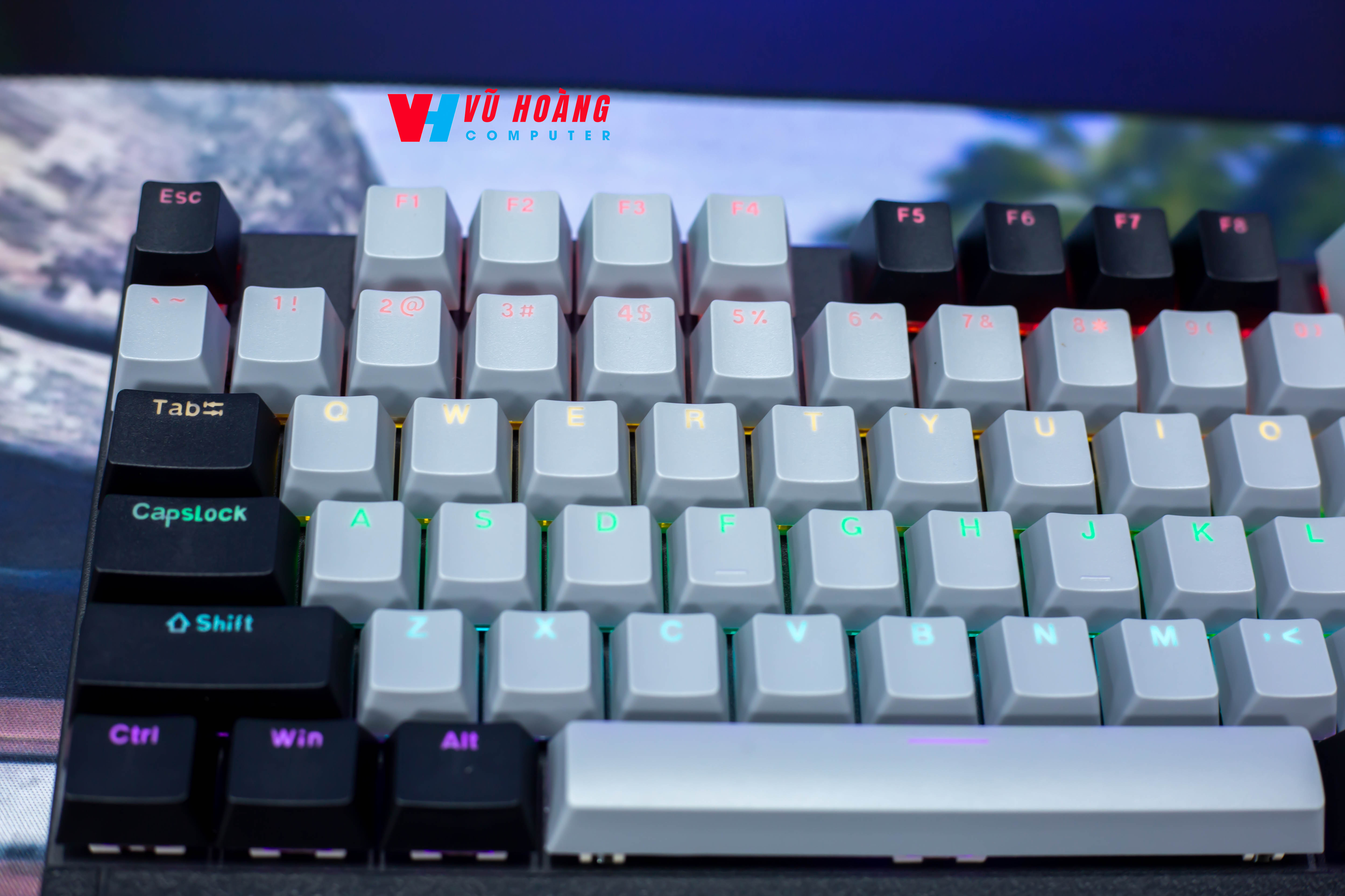 Hình ảnh chụp sản phẩm Thông số kỹ thuật Bàn phím cơ gaming SPARTAN TC3218 Black Gray (Blue Switch LED Rainbow)