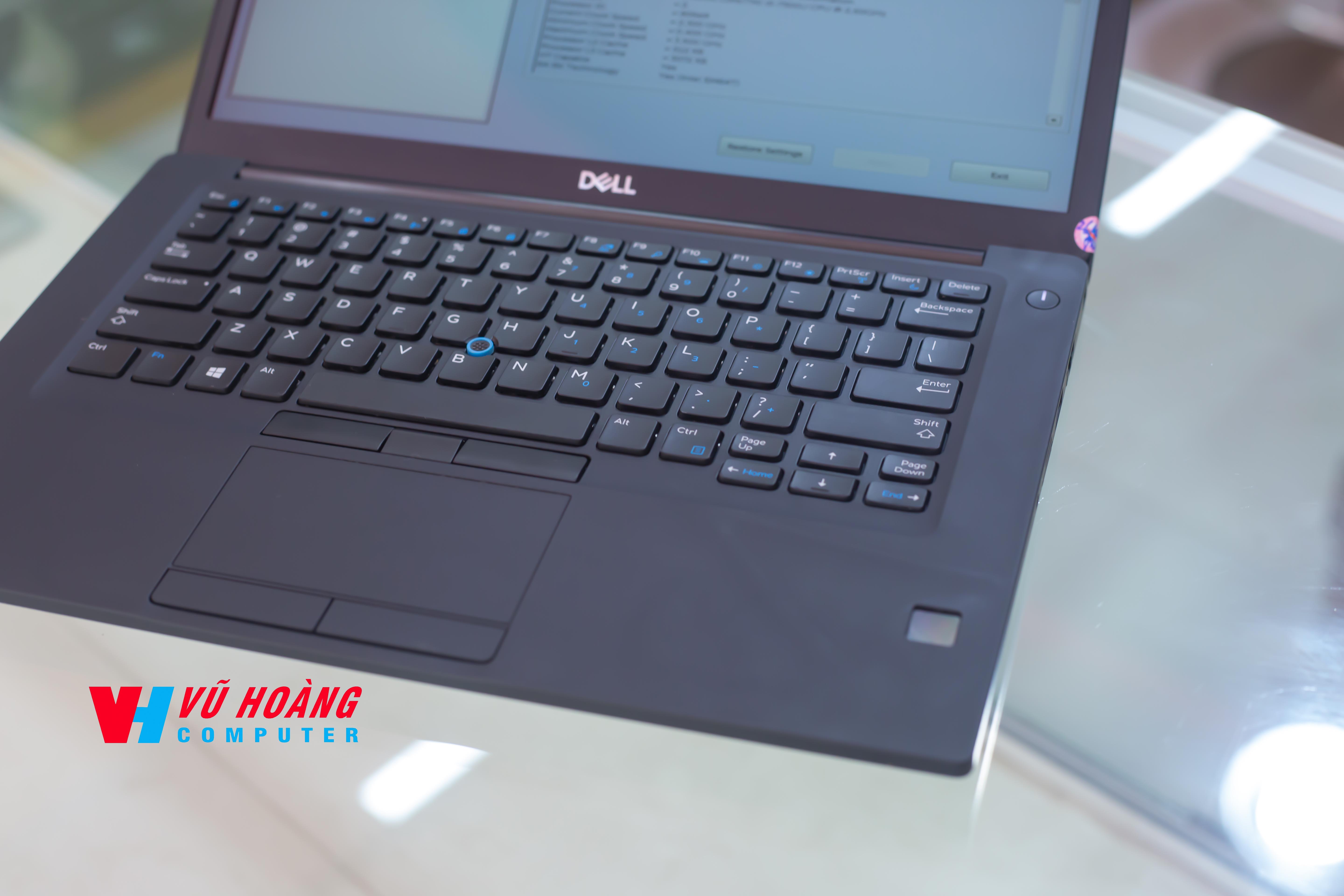 Dell Latitude 7400