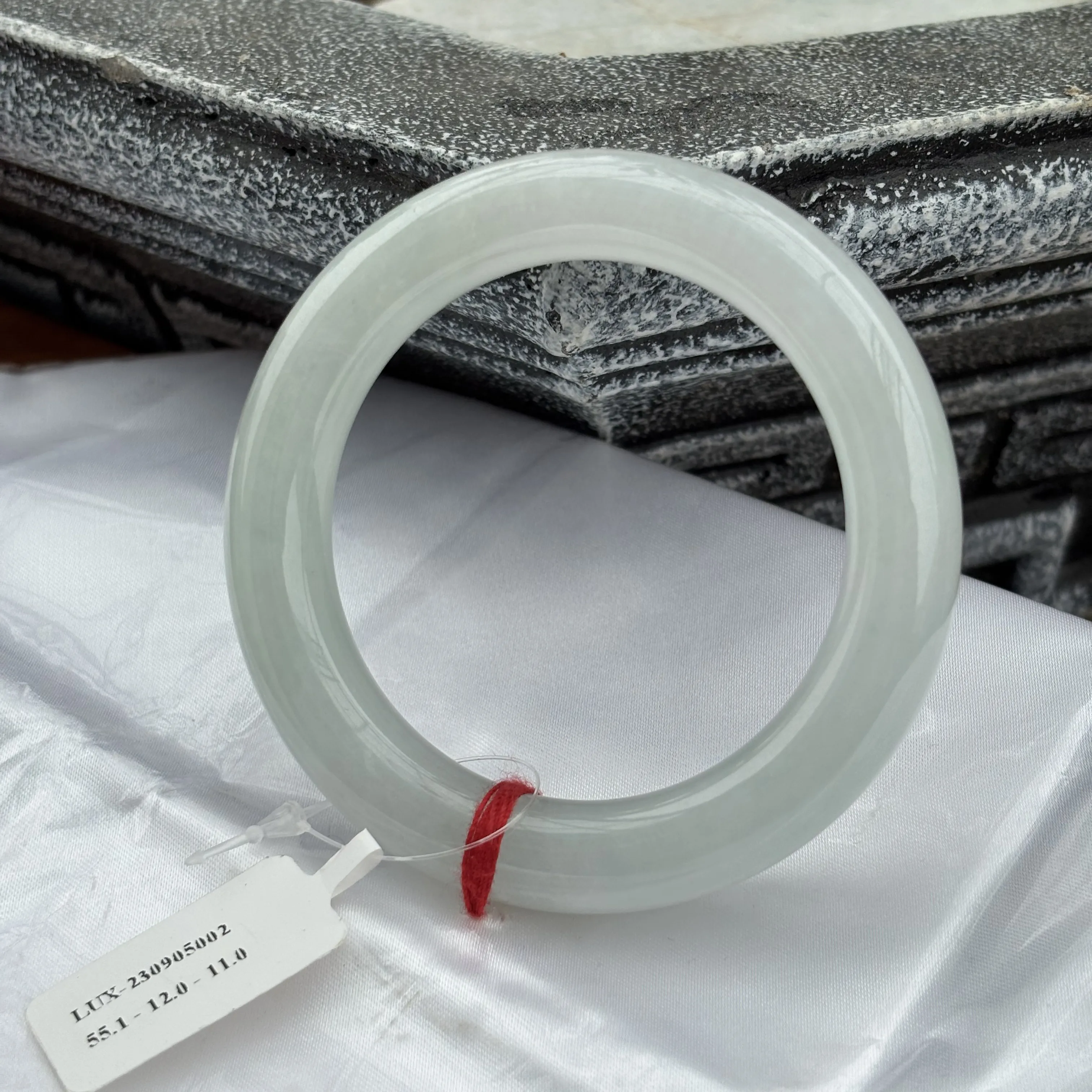 Vòng tay Đũa Băng Xanh nhẹ LUX-230905002