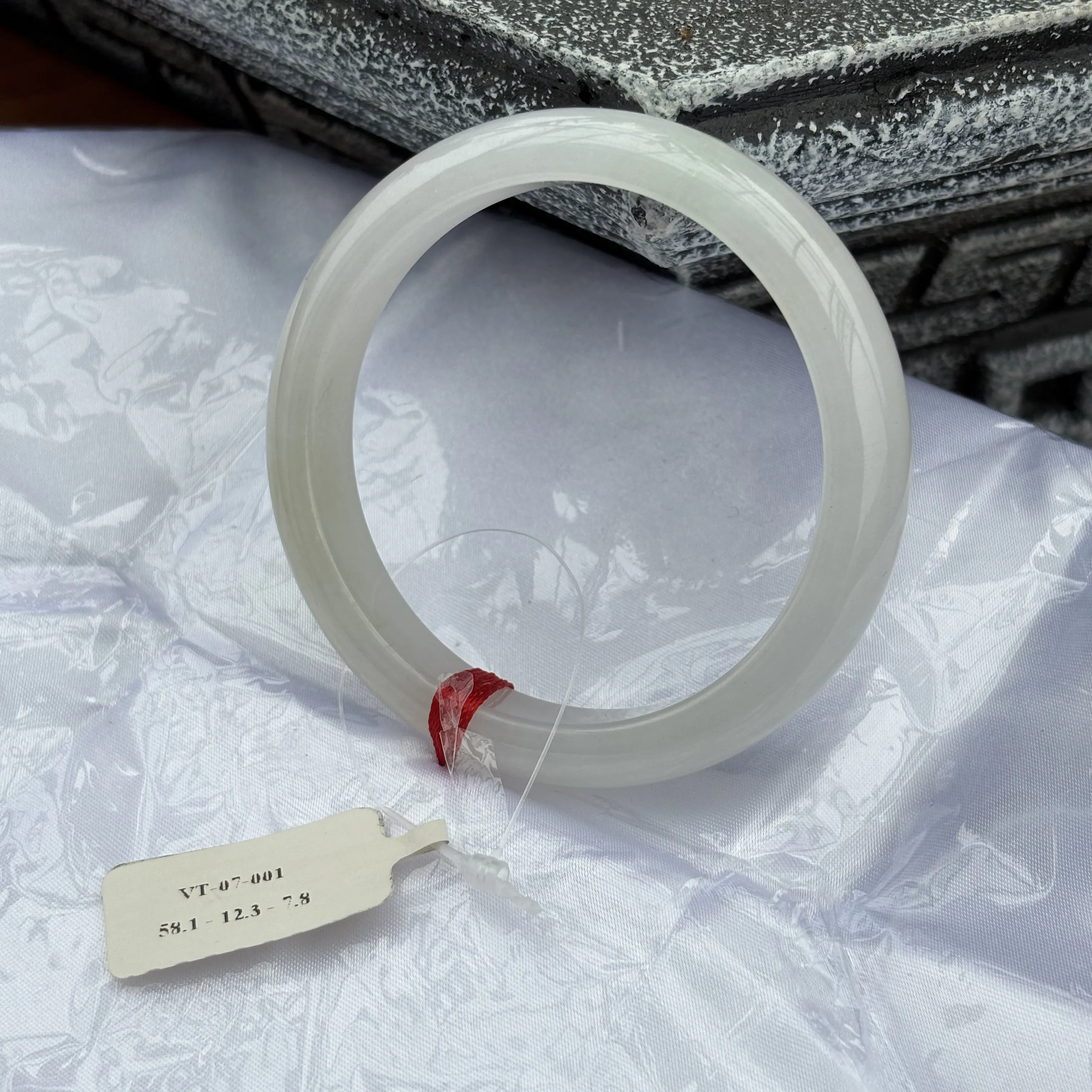 Vòng tay Bản Băng Trắng VT-07-001