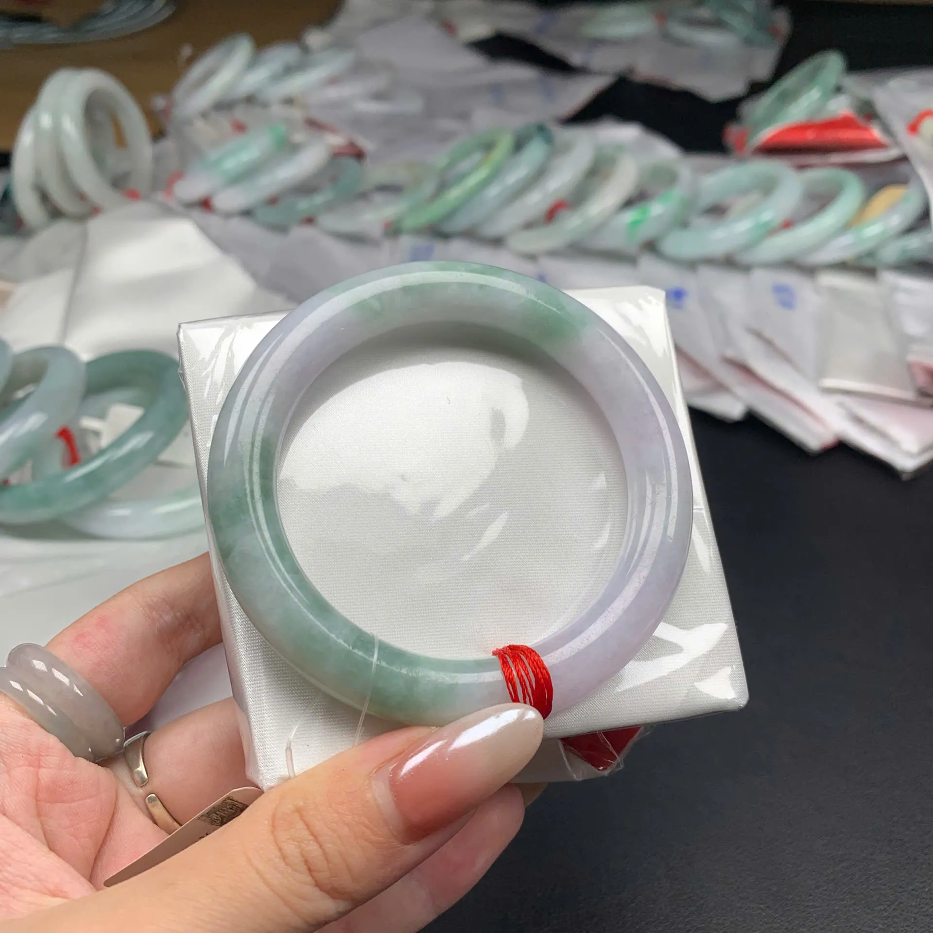 Vòng tay Đũa Nếp Hóa Tím Xanh Nhẹ VT-08-026