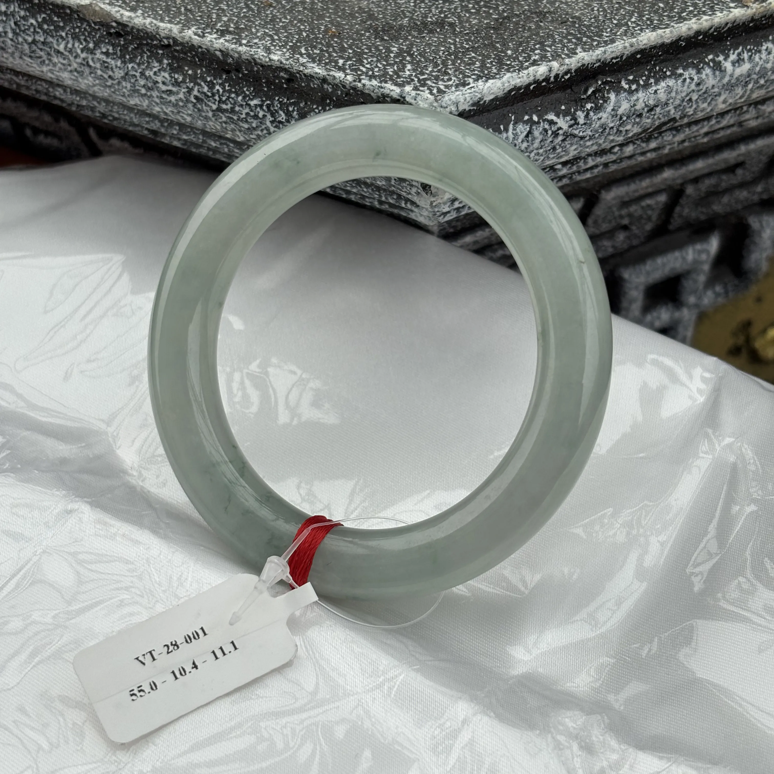 Vòng Tay Đũa Nếp Băng Màu Lam Nhẹ VT-28-001