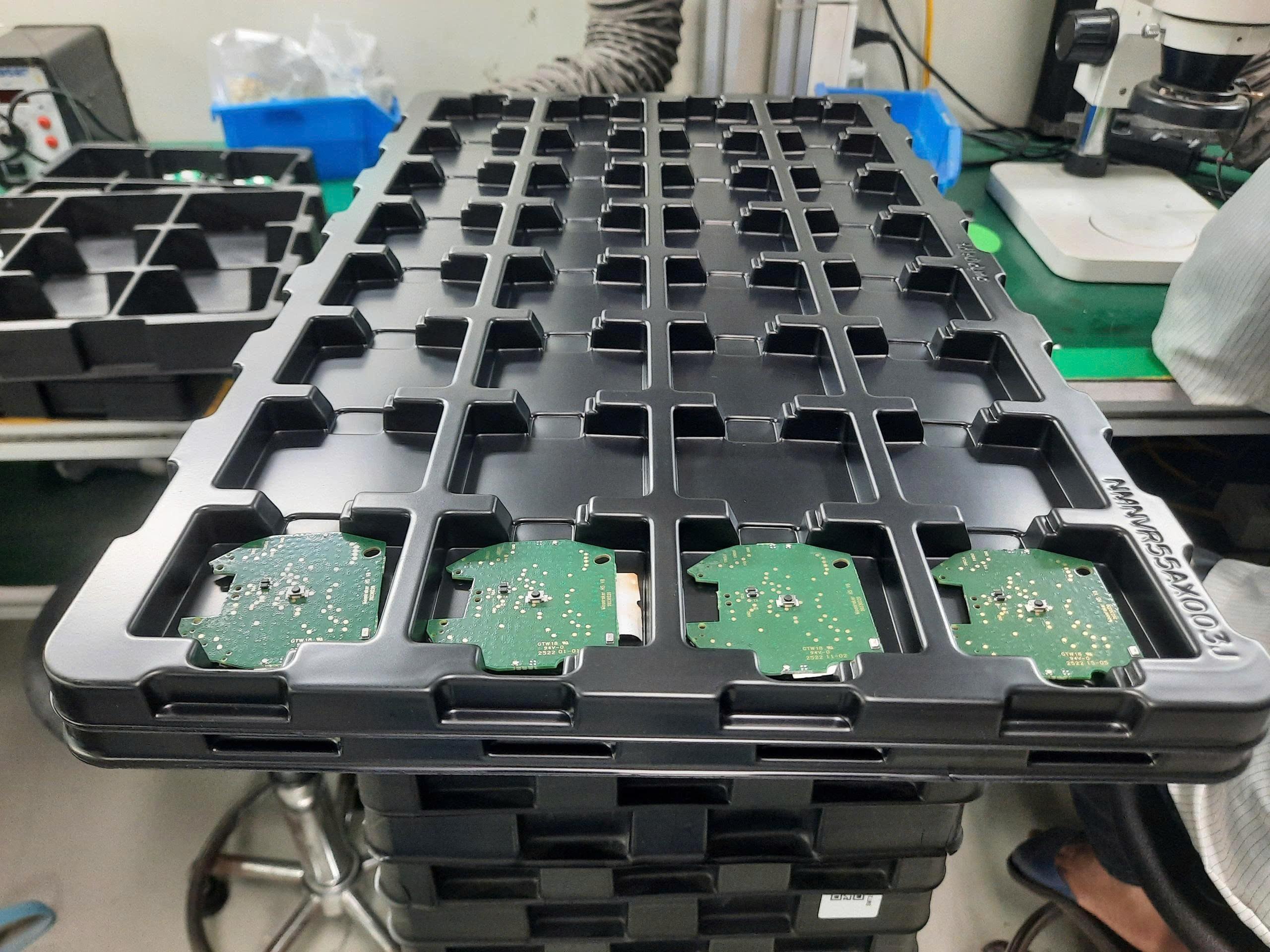 tại sao lệch công suất tiêu thụ trong nhà máy với điện lực